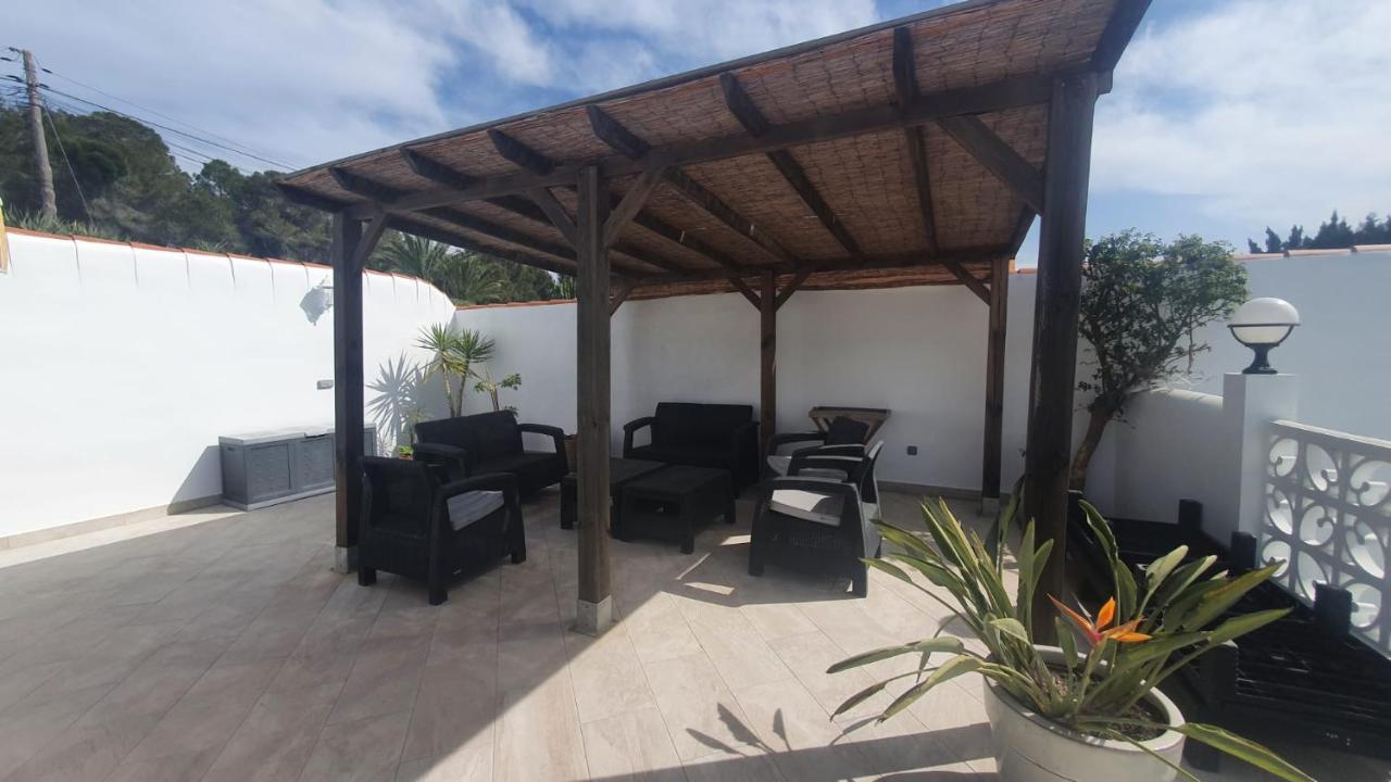 Cheerful 2-Bedroom Villa With Private Pool Calp Dış mekan fotoğraf